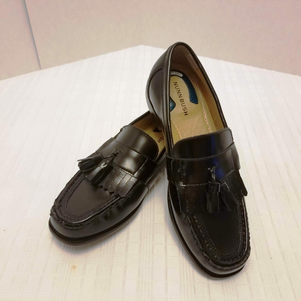 NWOB Nunn Bush Tassel Loafers Size 8.5 M